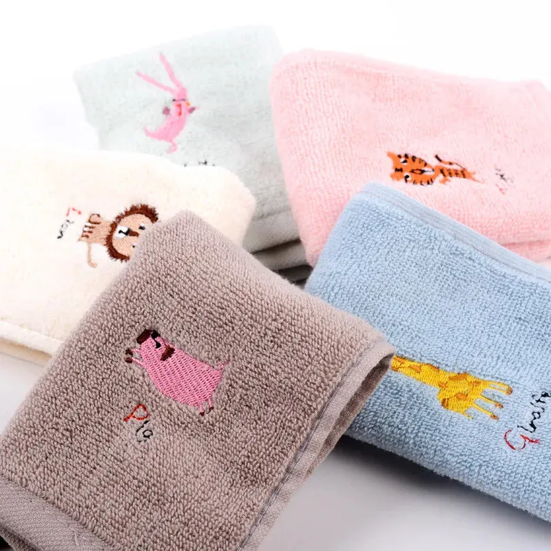 1Pcs 25x25cm 100% Cotton Cartoon Animal Embroidered Small Square Face Towel Baby Hand Children Wash Cloth