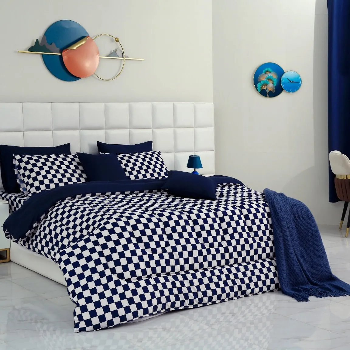 8 PCs Winter Comforter Set-Blue Chess