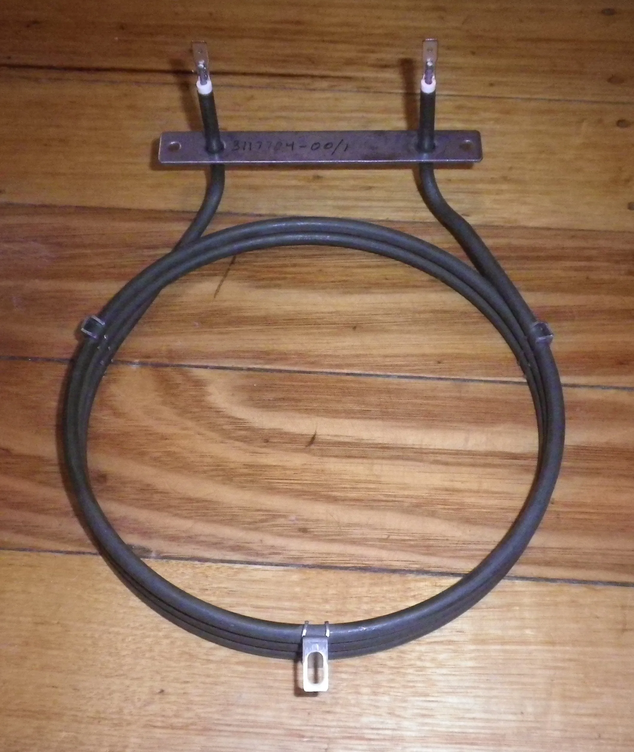 AEG, Electrolux, Blanco 2500 Watt 240V Fan Forced Oven Element - Part # 3117704-00/1