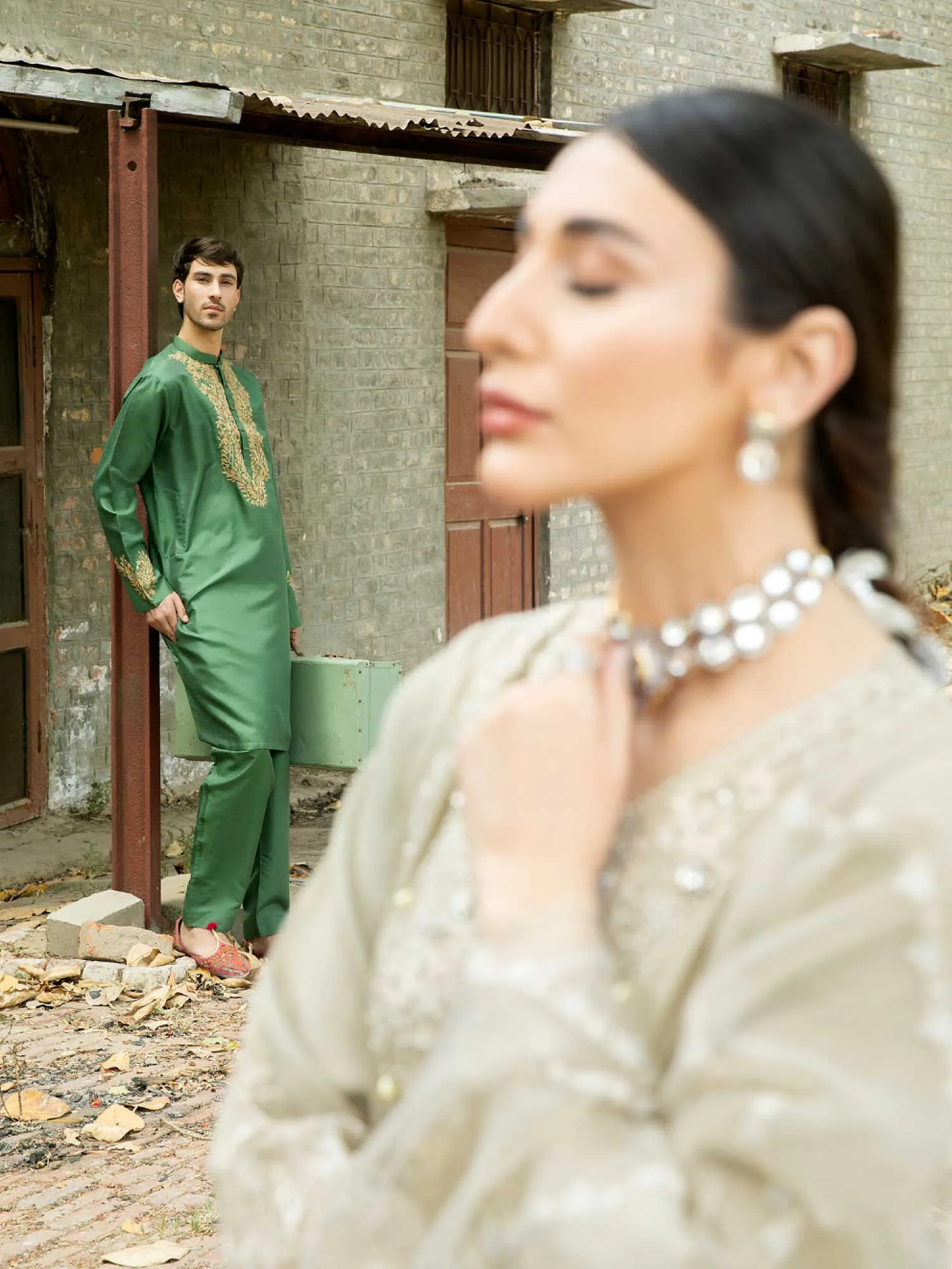 Ally's "Aghaz E Safar" Beige Zari Net Festive 3-Piece Suit (AL-3532)