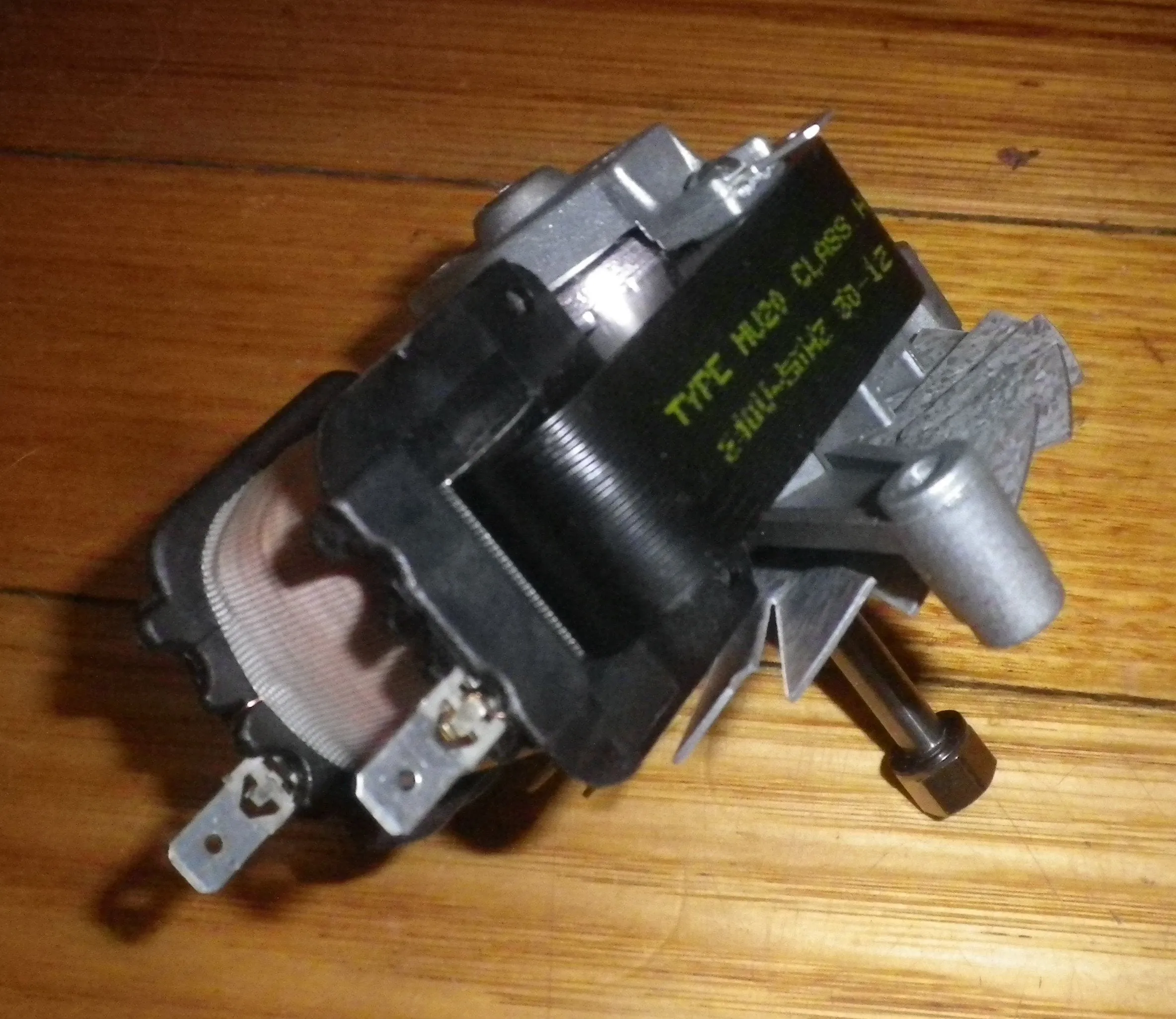 Genuine St George Fan-Forced Oven Fan Motor with Blade & Long Shaft - Part # S50862