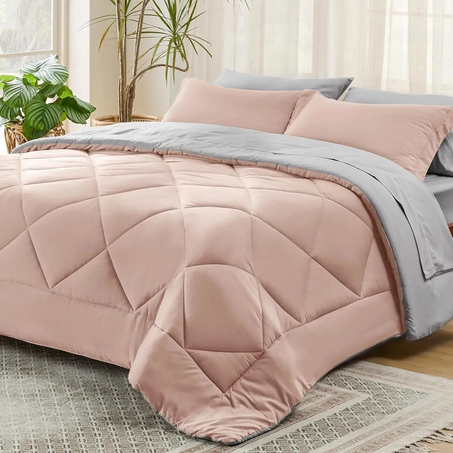 King Size 7-Piece Reversible Bedding Set