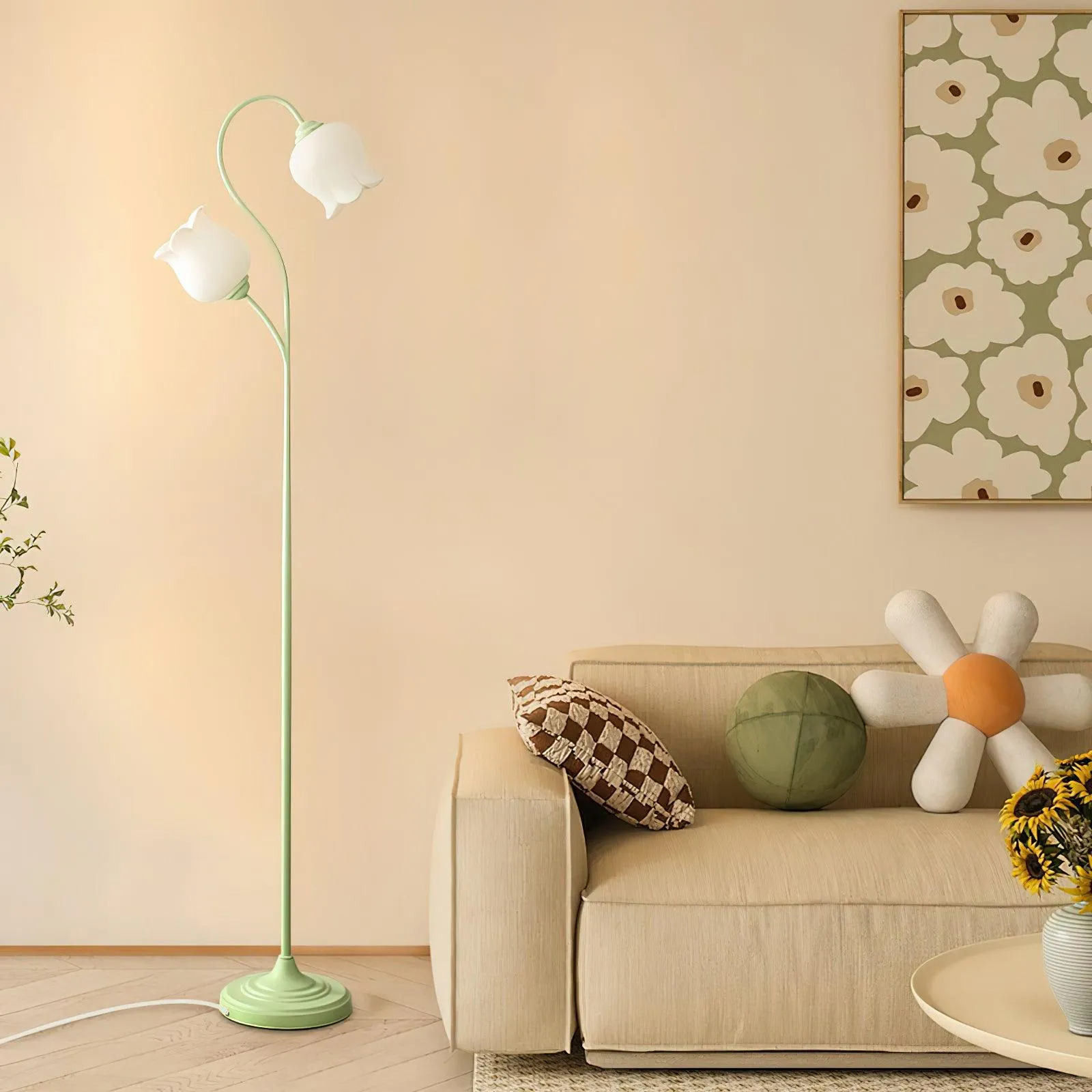 Lilium Floor Lamp