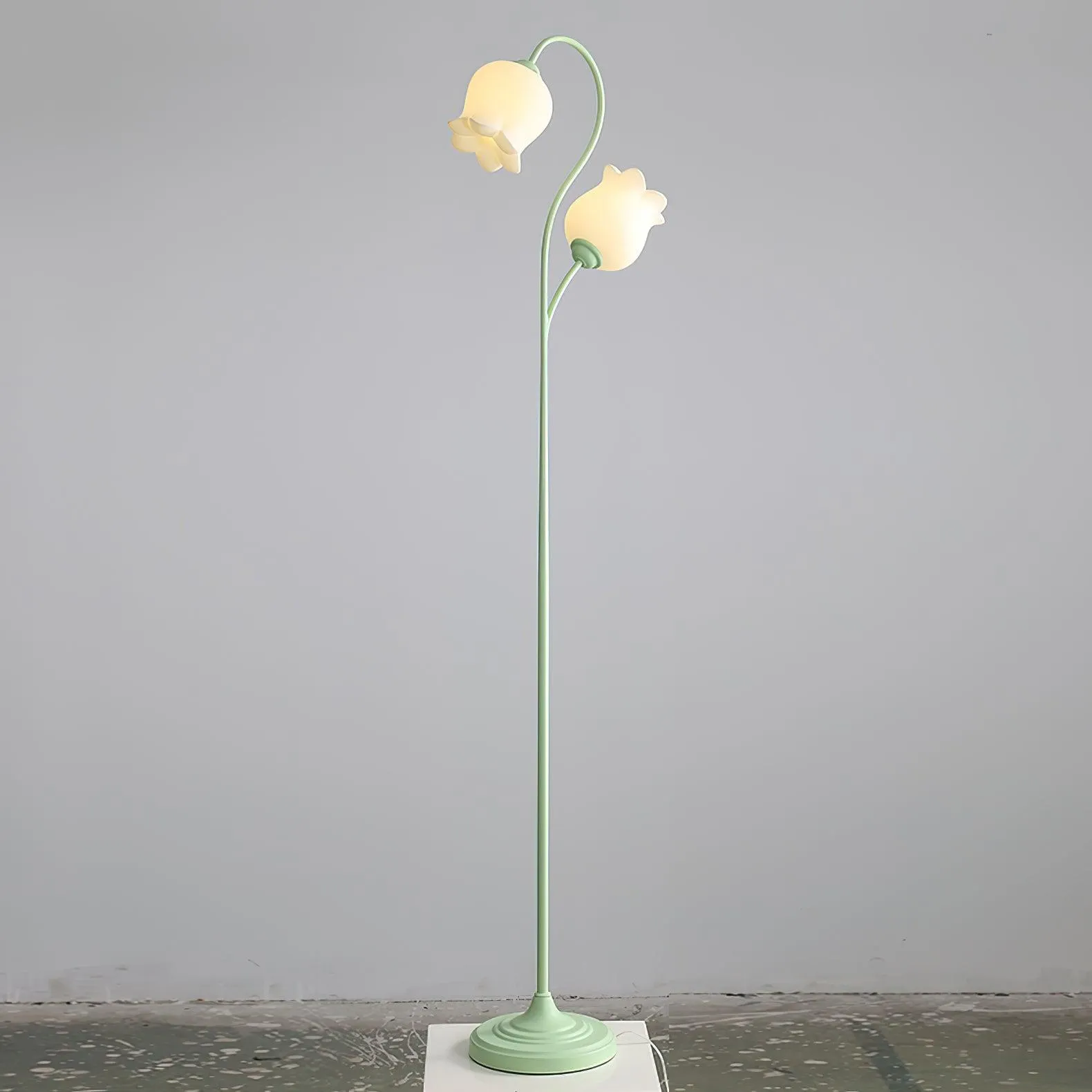 Lilium Floor Lamp