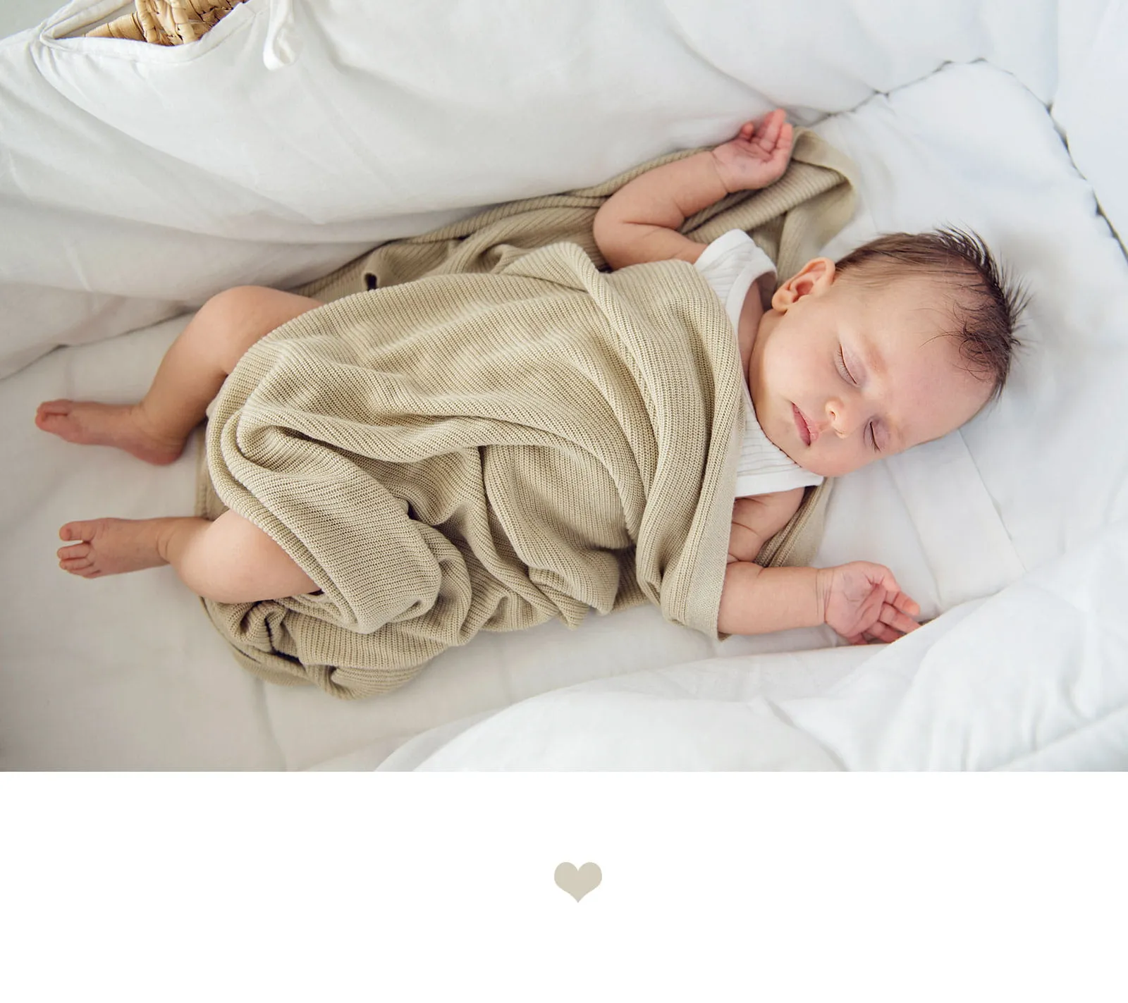 Lullalove Light Knitted Bamboo Swaddle Blanket