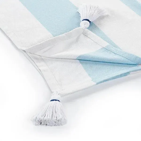 Marlin 80210CDB Corydalis Blue Throw Blanket