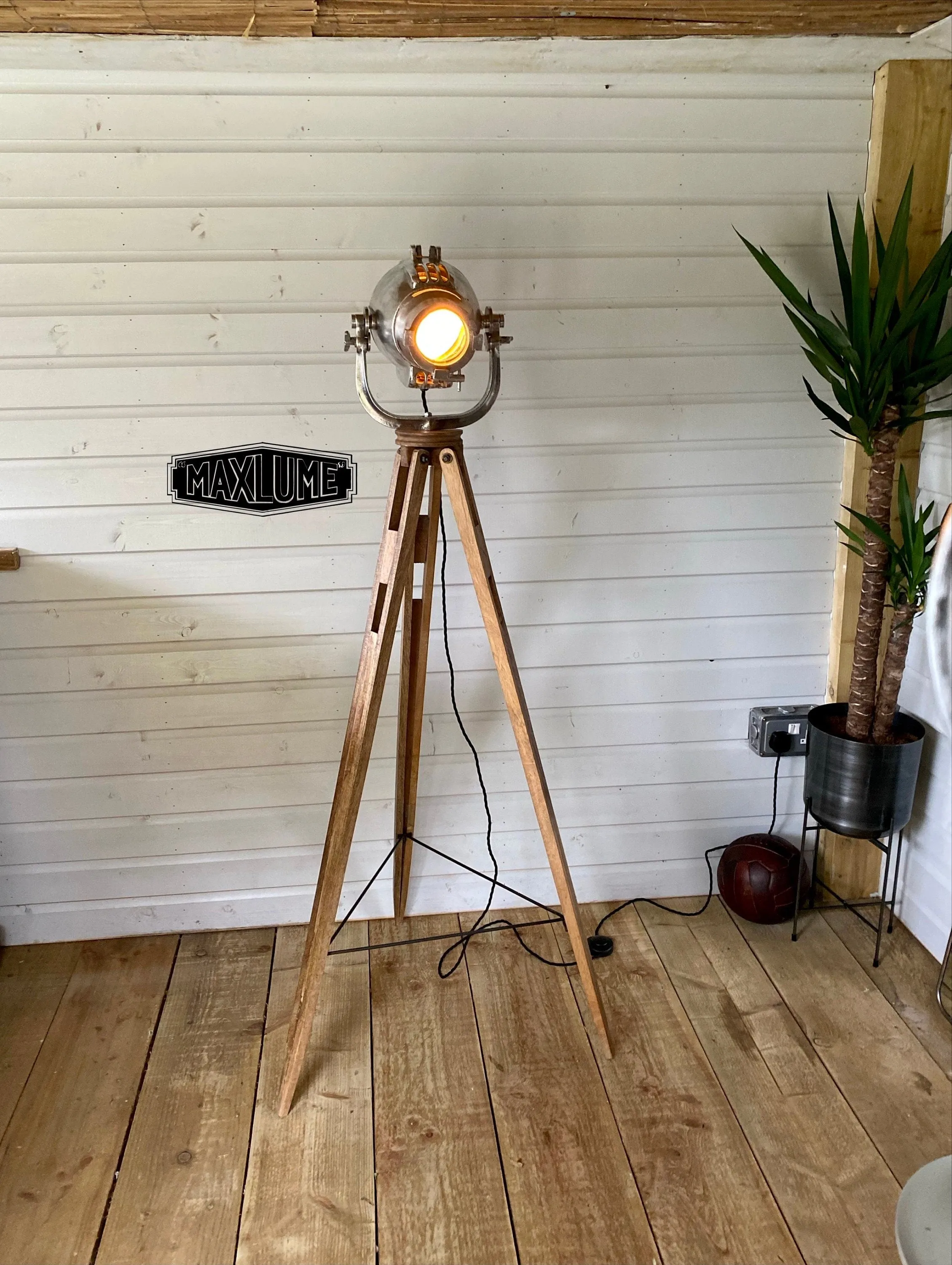 Maxlume ~ Searchlight Designer Tripod Light Luxury Theatre Spot Light Living Room Vintage