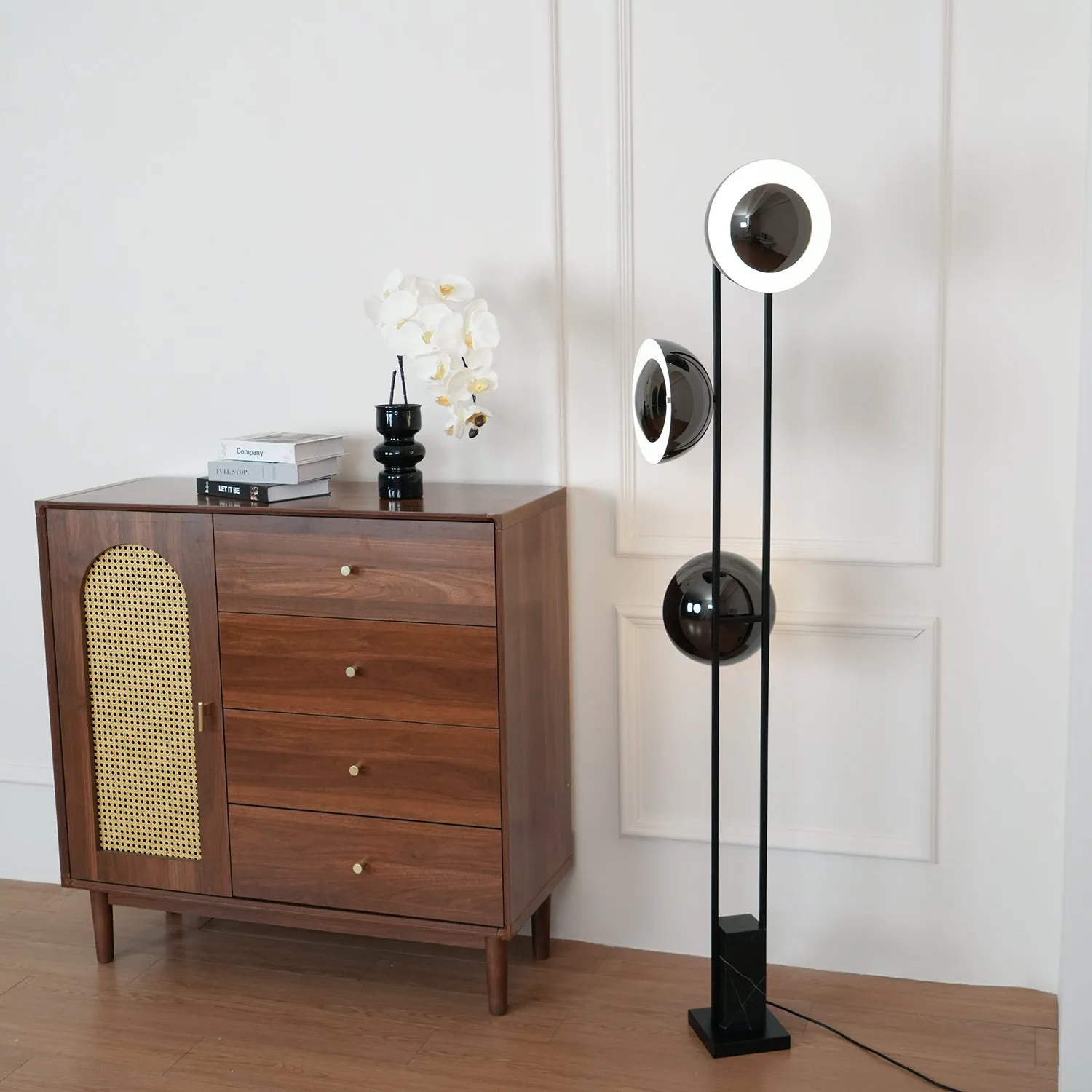 O3 Floor Lamp