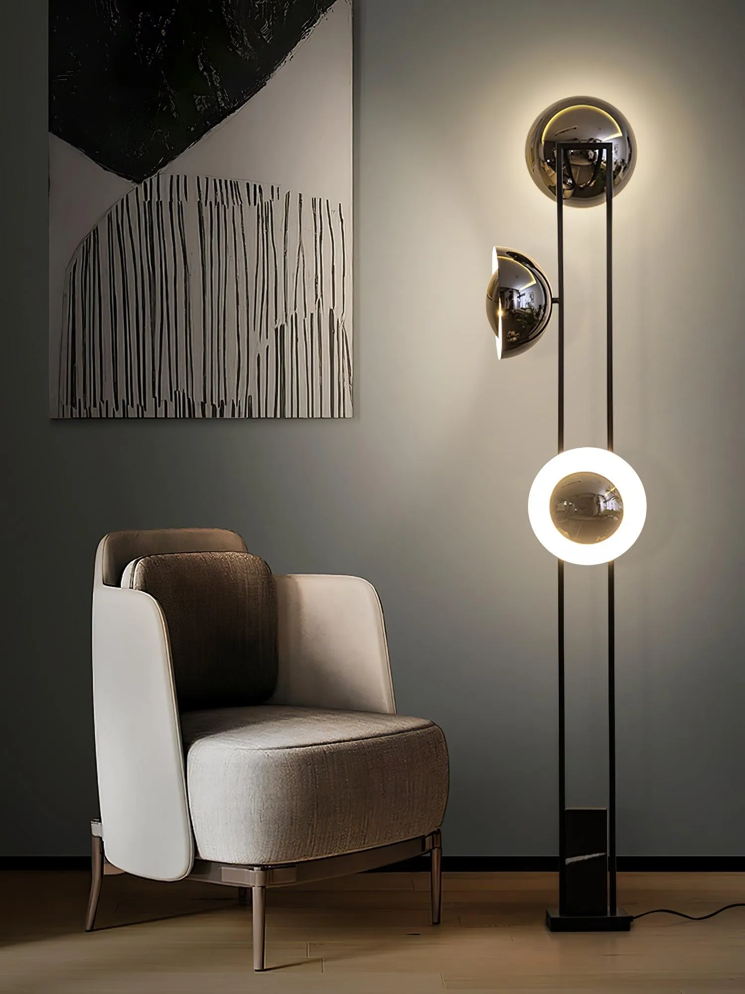 O3 Floor Lamp