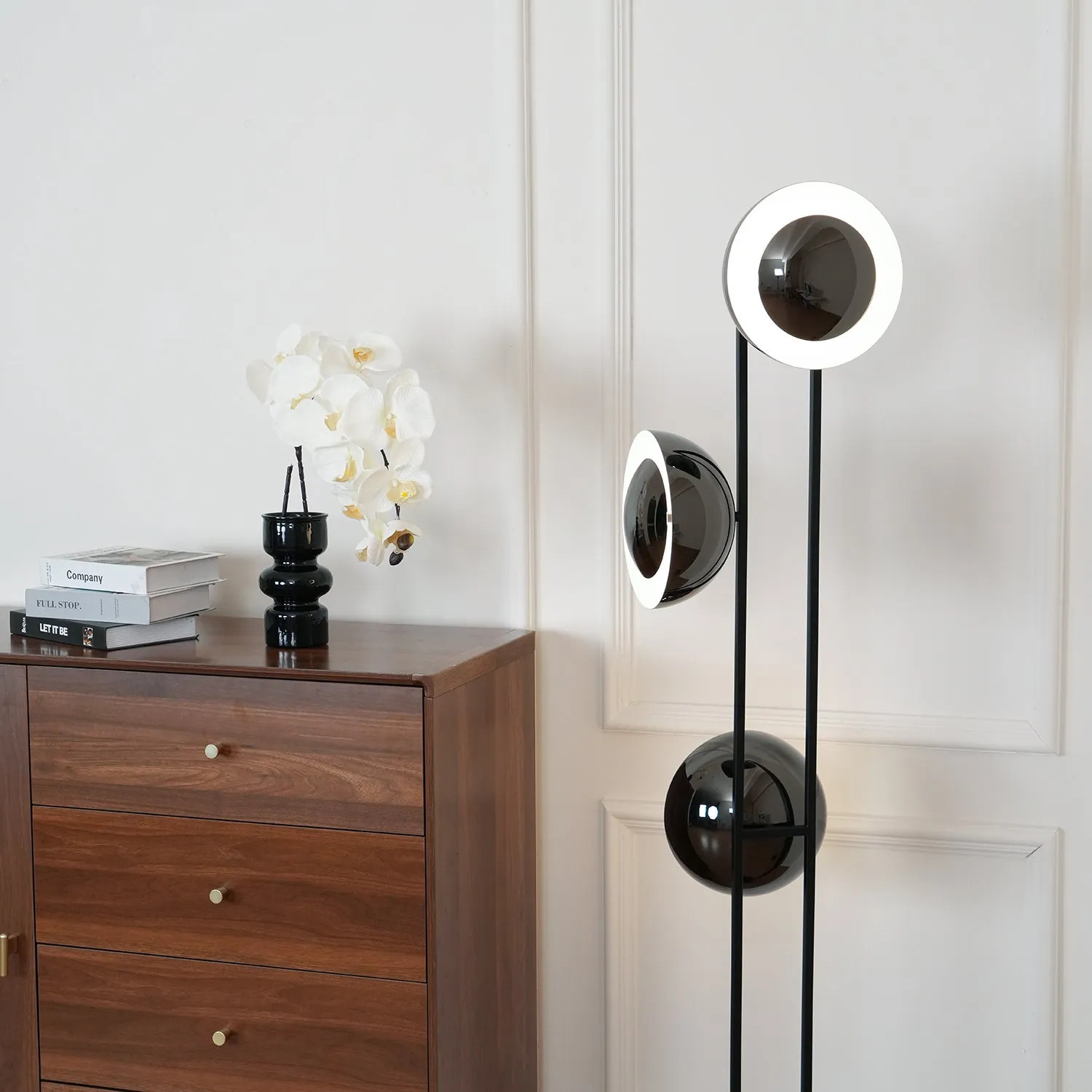 O3 Floor Lamp