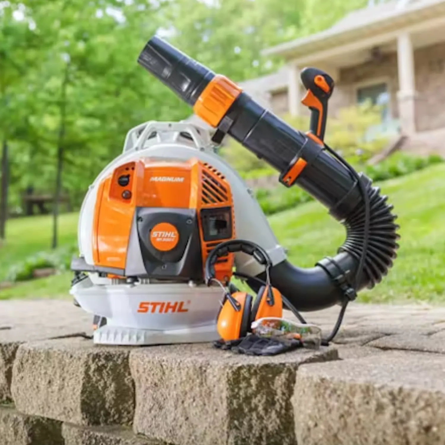 STIHL BR 800 C-E MAGNUM Gas Powered Backpack Blower