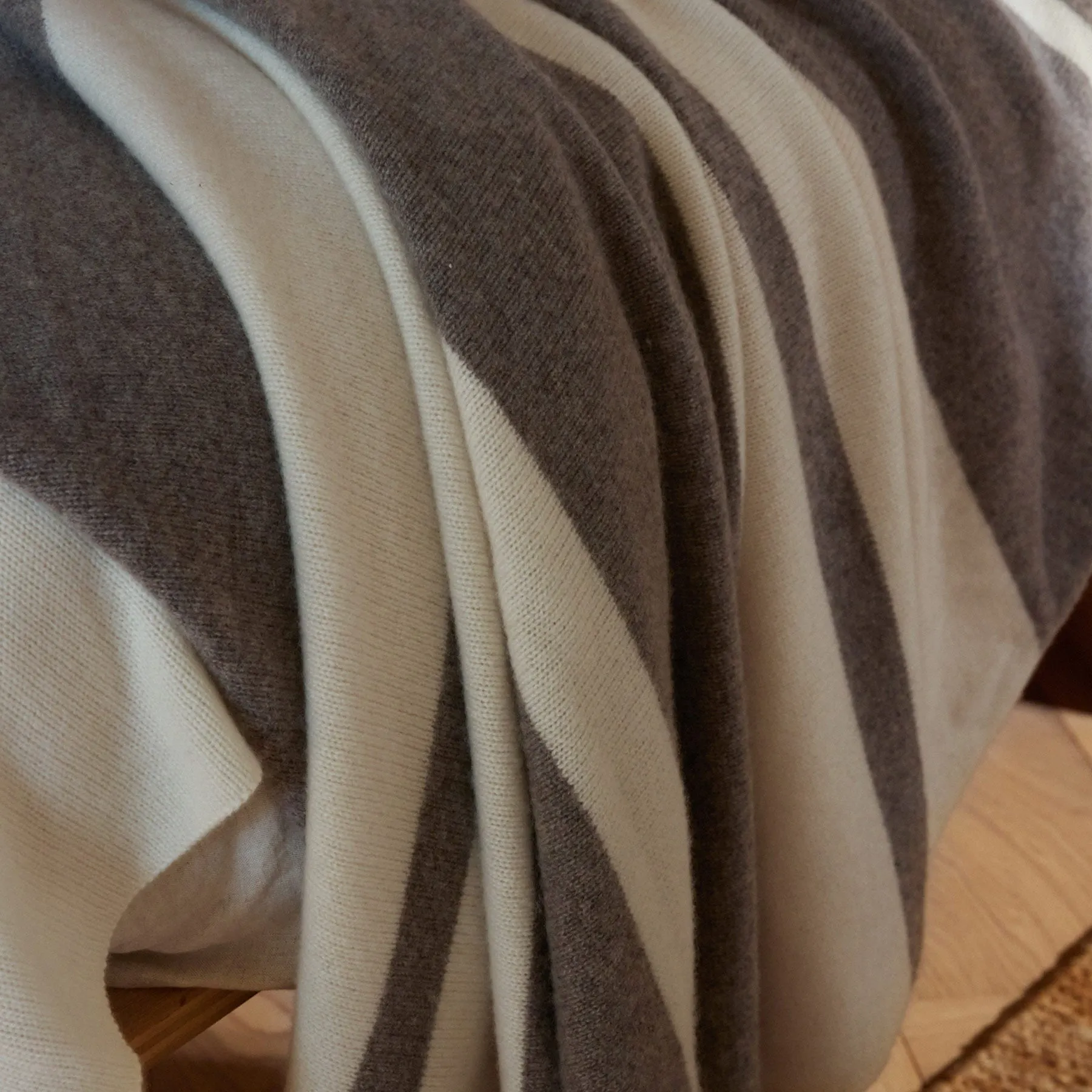 Striped Cashmere Home Gift Set - Taupe Melange/White