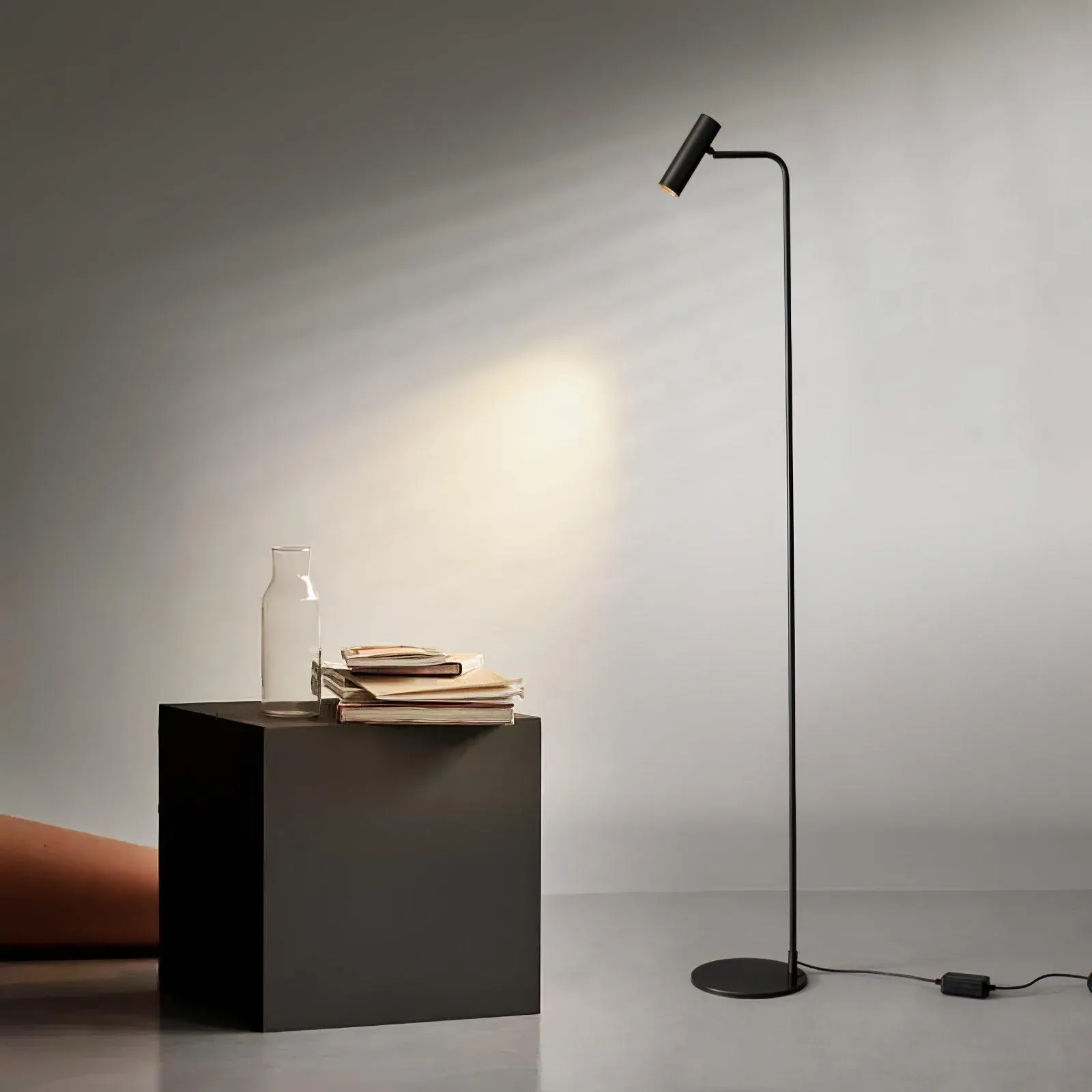 Torris Floor Lamp