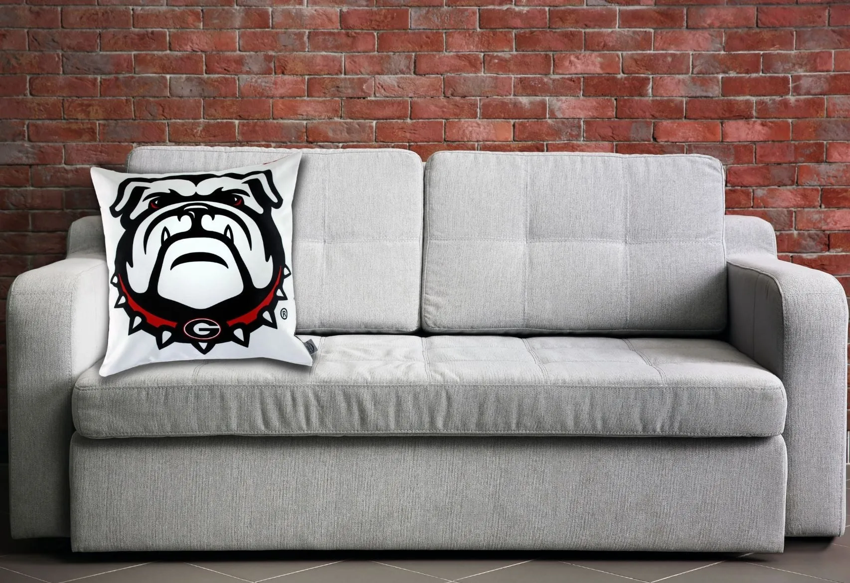 University of Georgia Bulldogs Throw Pillow Cover | DAWG