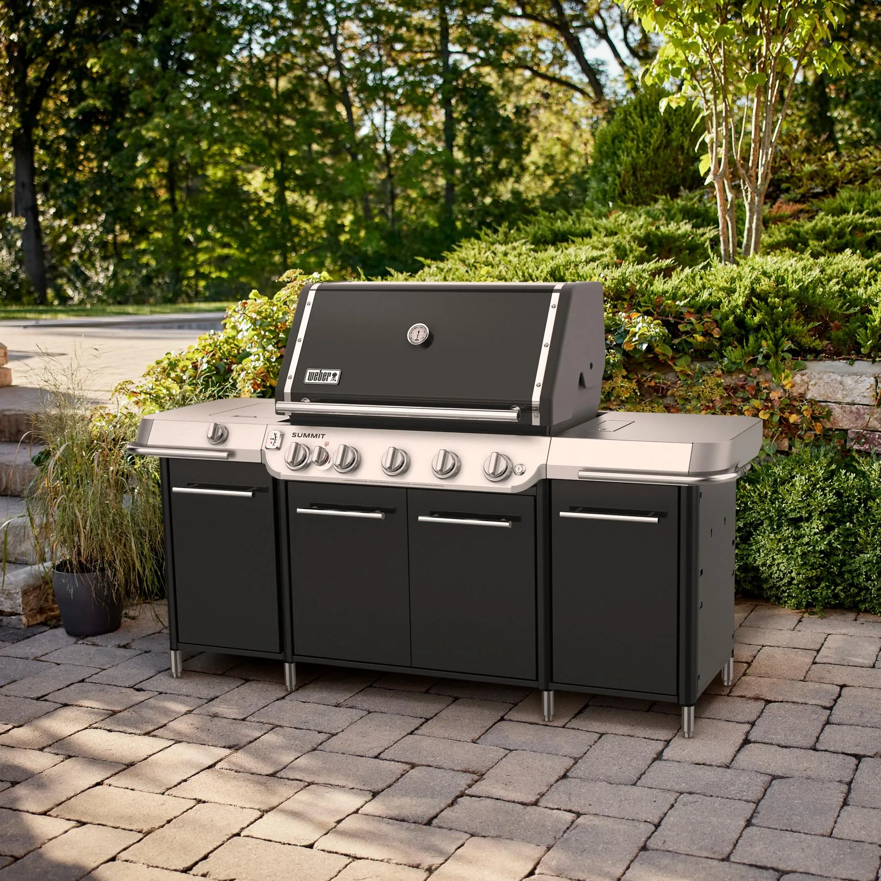 Weber 1500090 Summit® GC38 E Grill Center (Natural Gas) - Black